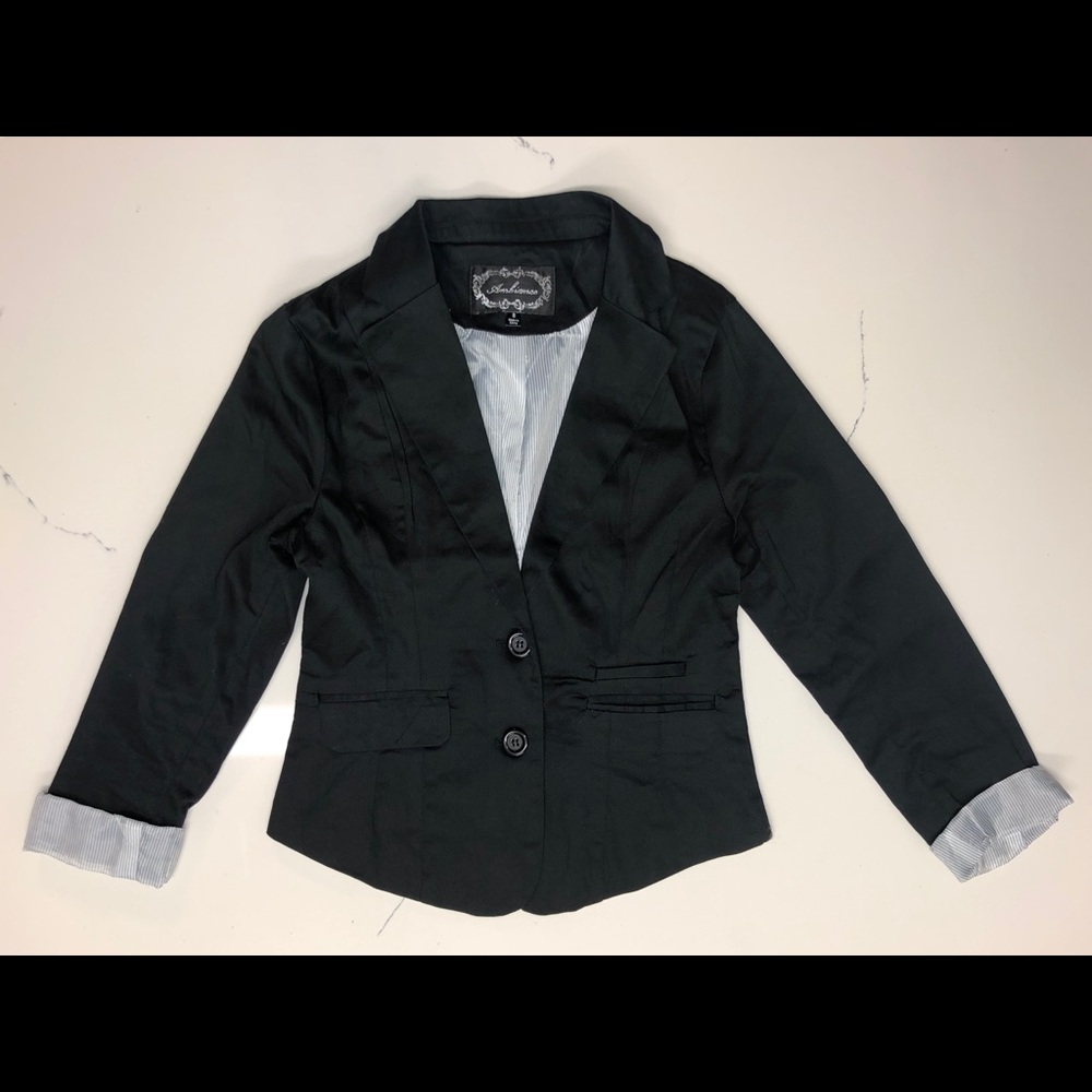 WOMANS BLAZER